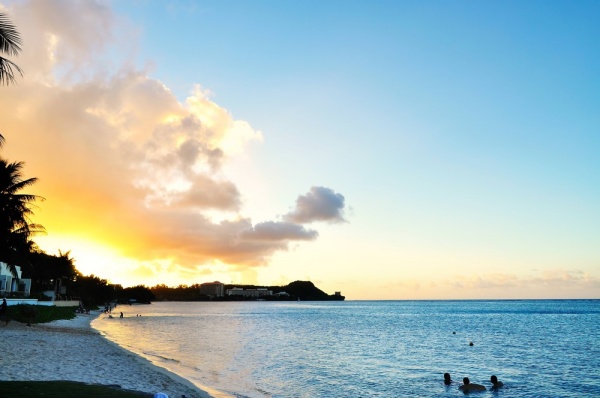 https---www.pakutaso.com-assets_c-2015-05-NAT85_beachnosanset-thumb-1000xauto-15737